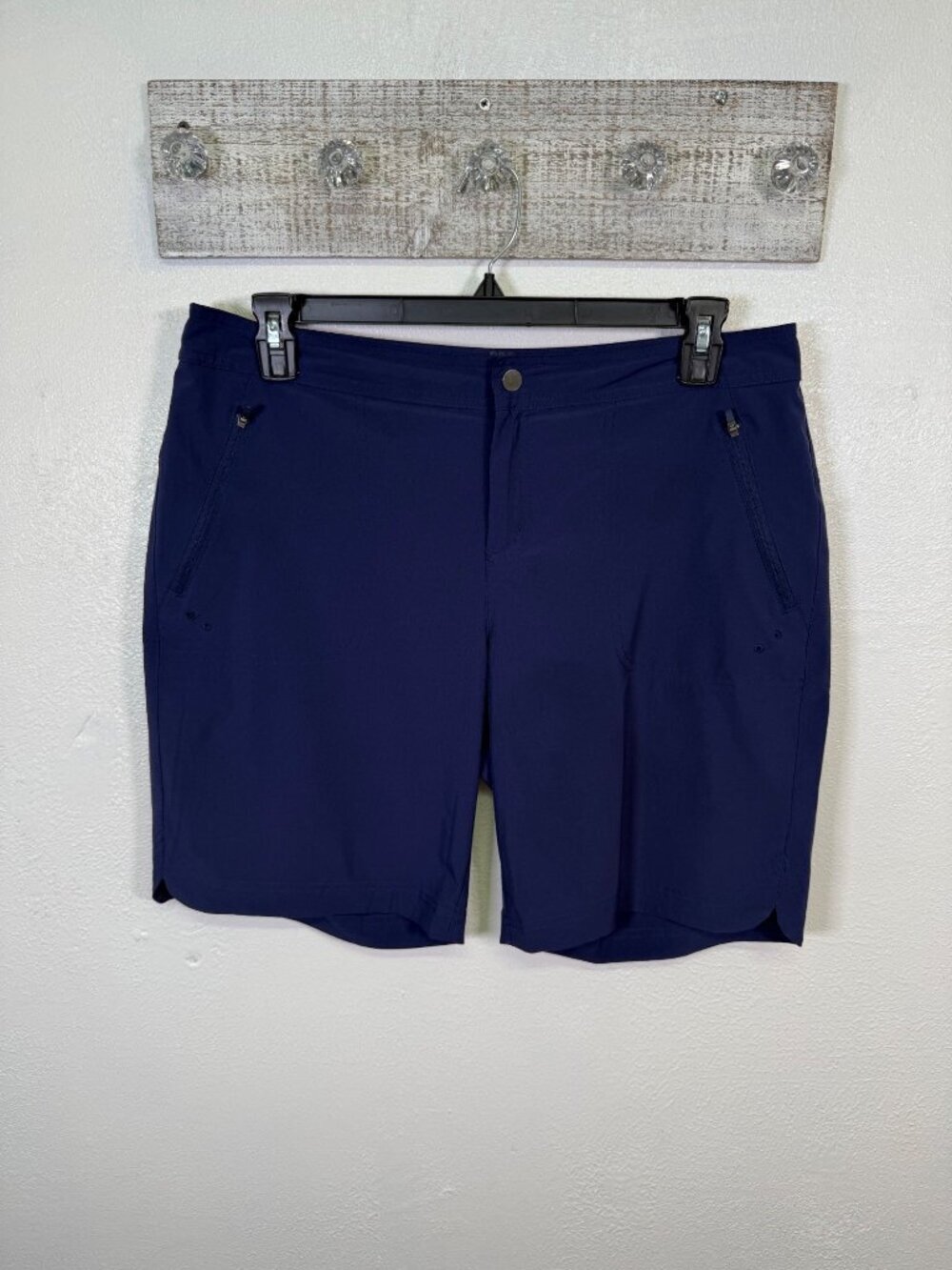 Title Nine Rogue 9''Shorts Blue Mid Rise Quick Dry Zipper Pockets Women's 12